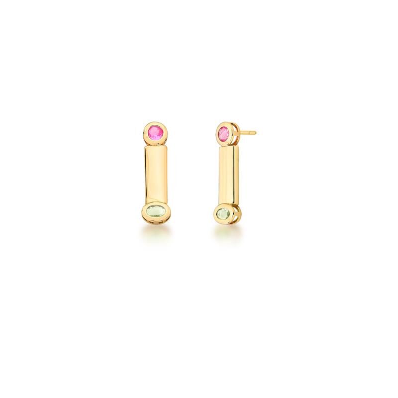 Brincos Prisma Geo dourados, semi joias antialérgicas em 18k e 24k, elegantes e de alta qualidade para uso diário.