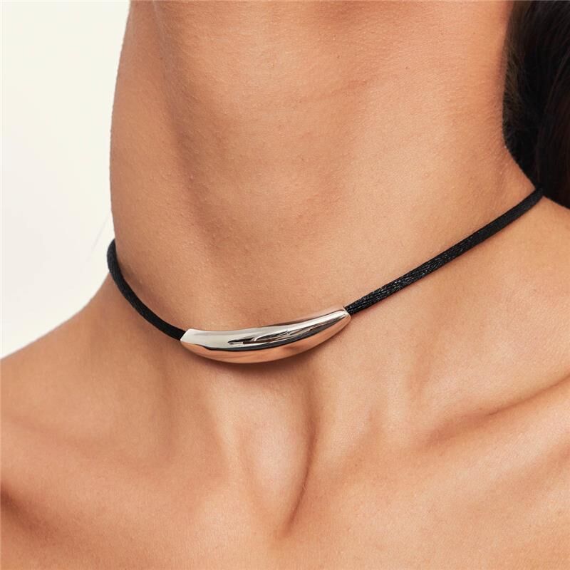 Colar Choker Regulável Fio de Seda
