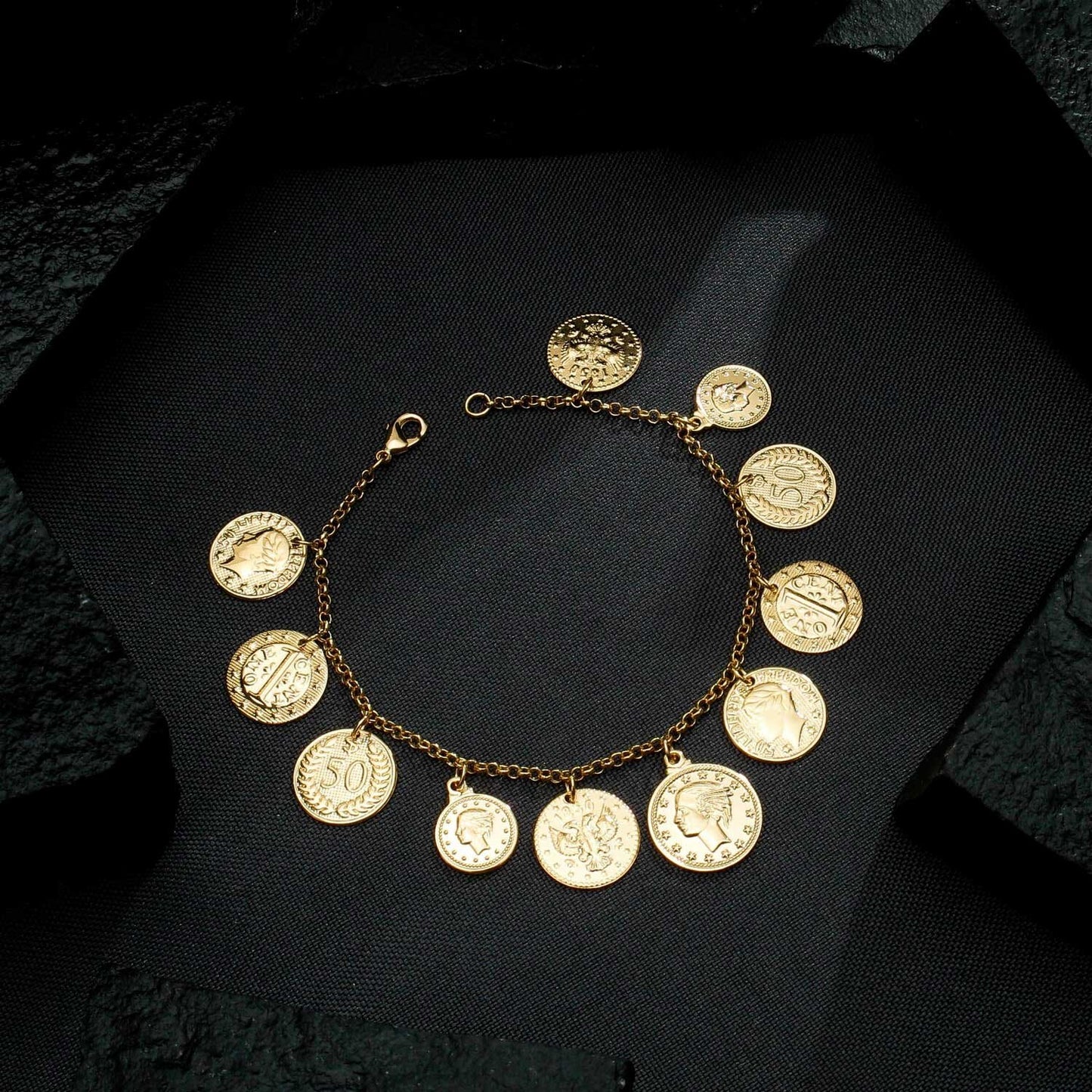 Pulseira Moedas Douradas