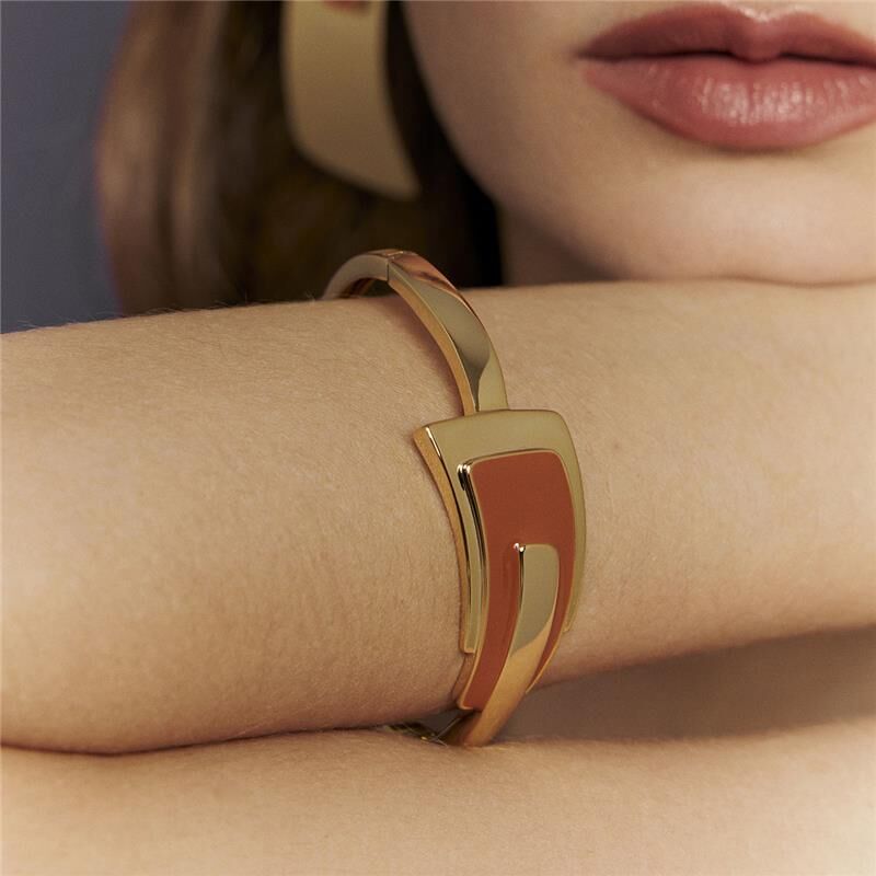 Bracelete Terracota esmaltado, semijoia de alta qualidade, dourado com tecnologia antialérgica, ouro 18k e 24k, 19,37g, 18cm.