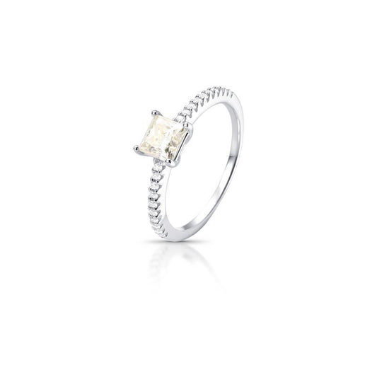 Anel Prata com Pedra Quadrada Moissanite e Zircônias Cravejadas