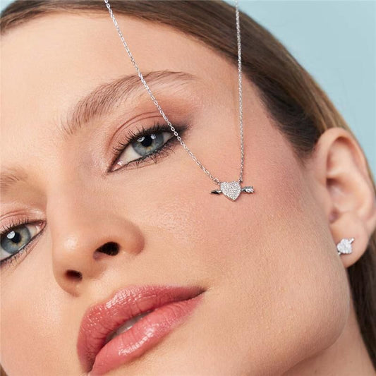 Colar Cupido Prata 925 com Zircônias cravejadas