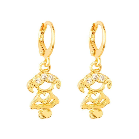 Brincos dourados de argolinha, banhados a ouro 24K, com zircônia. Semijoias de alta qualidade, antialérgicas, ideais para meninas.