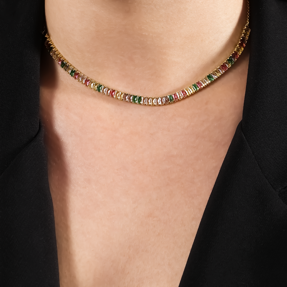 Colar Dourado Choker de Pedras Coloridas